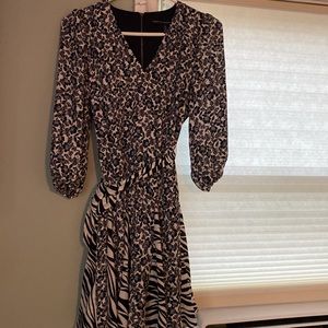 NEW WT- White House Black Market (WHBM) - print of the year -fully lined bodice